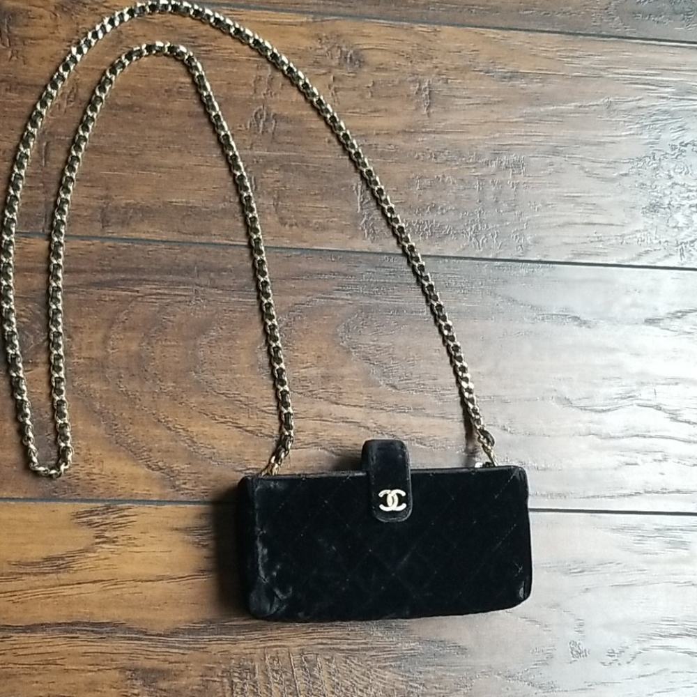 Chanel crossbody phone holder wallet authentic